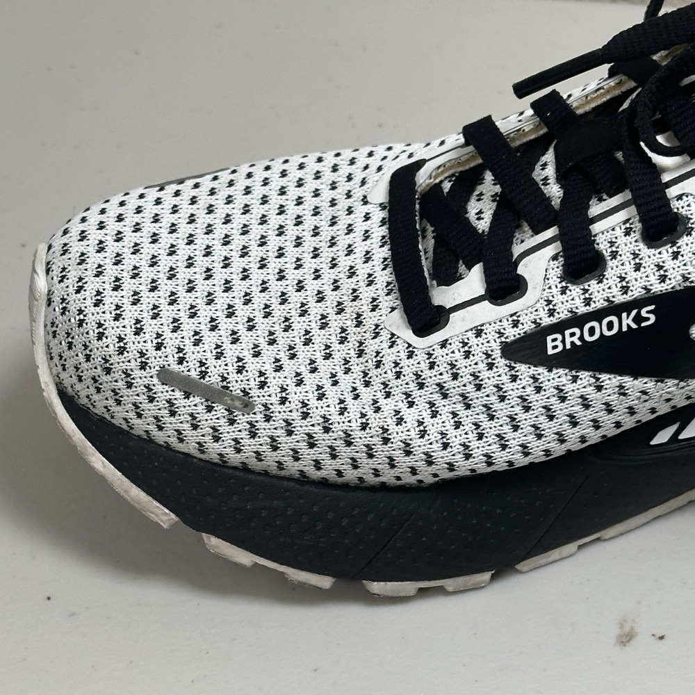 Brooks Adrenaline GTS 22 Womens Size 7.5 Running Shoes White Black 1203531B135 - Picture 11 of 16